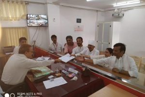 सागर विधानसभा की जनता के आशीर्वाद से आज जिला कलेक्ट्रेट परिसर में मेरी अर्धागिनी अनुश्री जैन ,उत्तरप्रदेश के पूर्व मंत्री आदरणीय श्री आनंद स्वरूप शुक्ल जी, नगर निगम अध्यक्ष श्री वृंदावन अहिरवार जी एवं श्री प्रह्लाद पटेल जी,श्री ओमप्रकाश सोनी जी, श्री राजेश मिश्रा जी के साथ भाजपा प्रत्याशी के रूप में अपना दूसरा नामांकन फॉर्म जमा किया